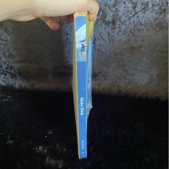 Moby Dick by Herman Melville | 2012 | Junior Classic for Young Readers - Picture 2 of 10